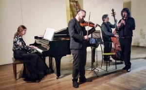 06.Teatro Garibaldi_Ivana Marija Vidovic s ansamblom Liberation Creative Ensemble_FotoGiulianaTorreFB (1)