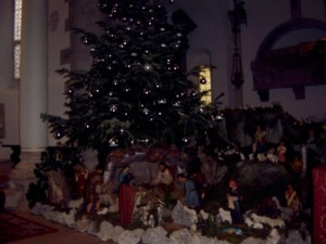 1356435888Korcula.jaslice_u_katedrali (1)