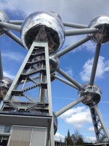 2 Atomium