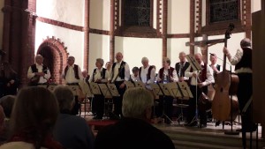 47283326_2103335936354553_1987697975391944704_n