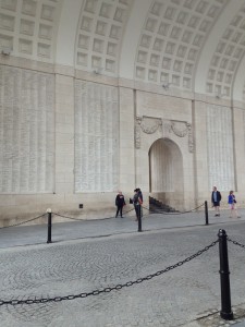 5. Detalj vrata sa imenima