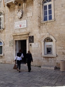 7. Vije nica sa stihovima