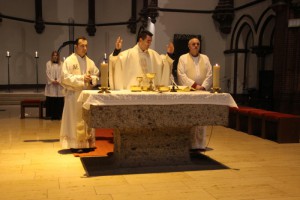 717c6fb0dff4b7bf3cb4cc45603e902e_XL