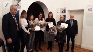 PHOTO-2018-12-08-01-29-38