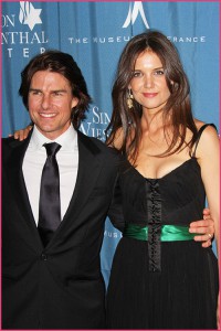Tom-Cruise-Katie-Holmes-Wiesenthal-1