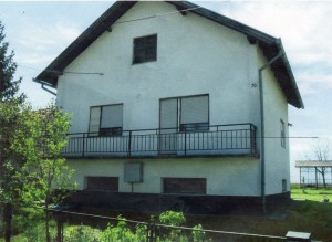 ku a za prodati - Voloder